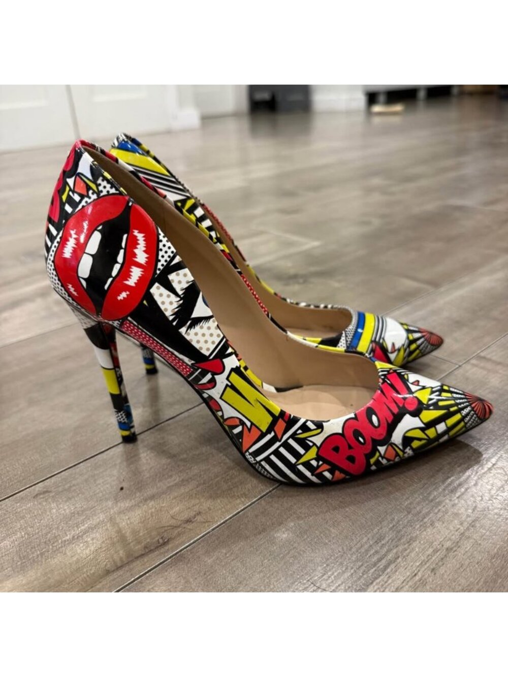 ALDO Pop Art Comic Print Pointed Toe Stiletto Pumps Women’s Size 8 - Picture 2 of 9